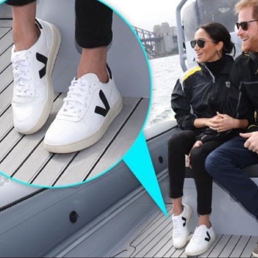VEJA Sneakers as seen on Meghan Markle women size 10 men 8.5 unisex . preowned